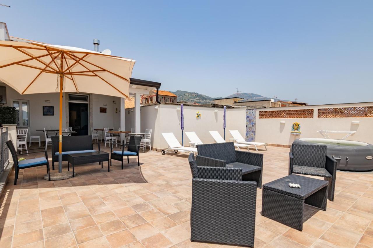 ניצה די סיציליה B&B Ottocento Sul Mare מראה חיצוני תמונה