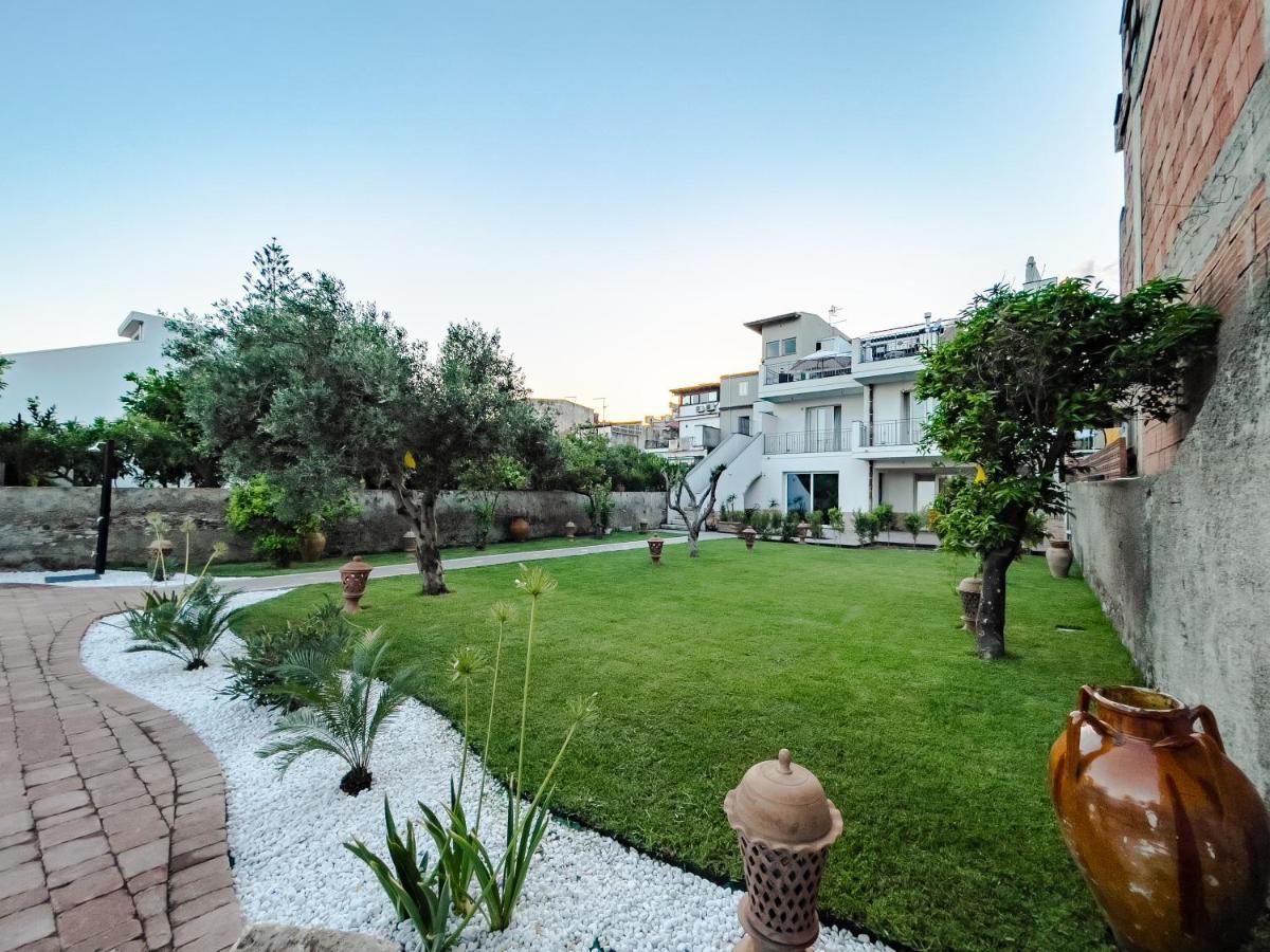 ניצה די סיציליה B&B Ottocento Sul Mare מראה חיצוני תמונה