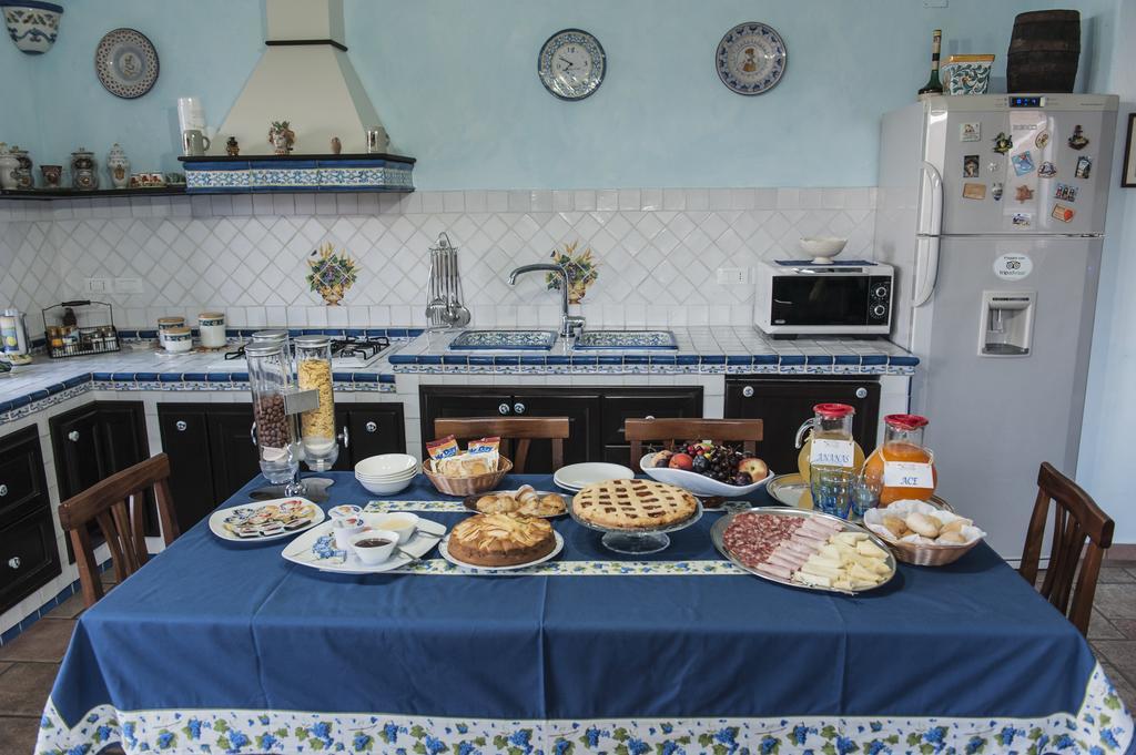 ניצה די סיציליה B&B Ottocento Sul Mare מראה חיצוני תמונה
